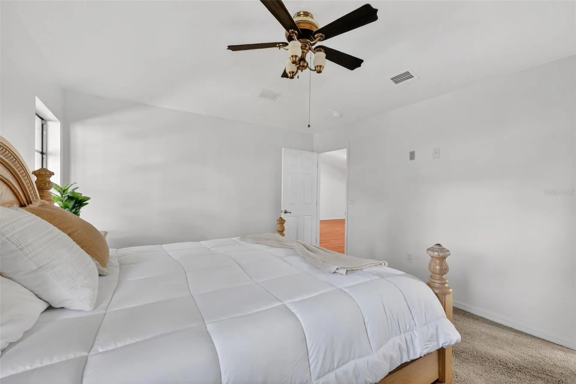 4943 Treasure Cay Road Tavares FL 32778