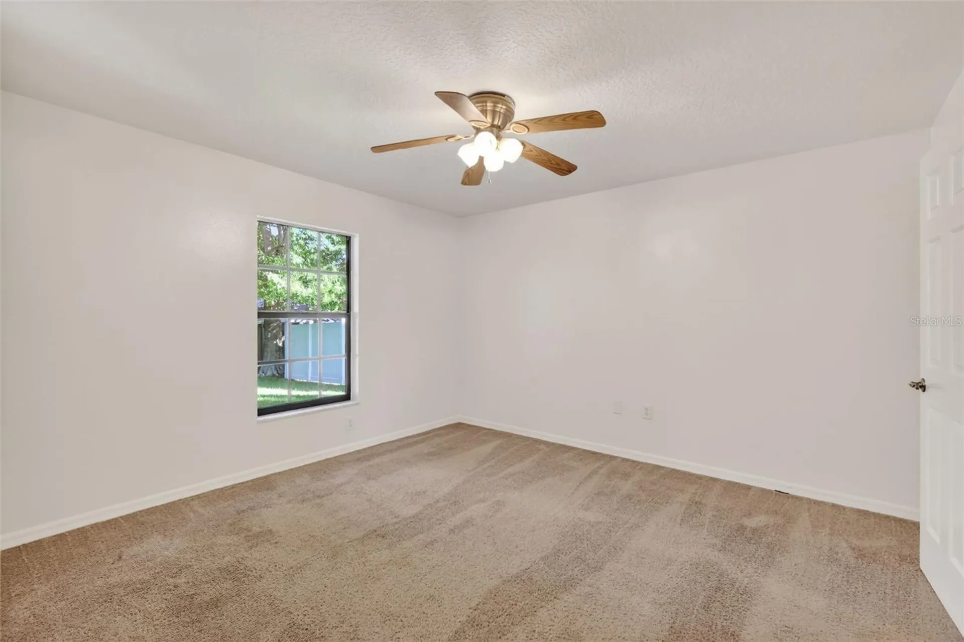 4943 Treasure Cay Road Tavares FL 32778