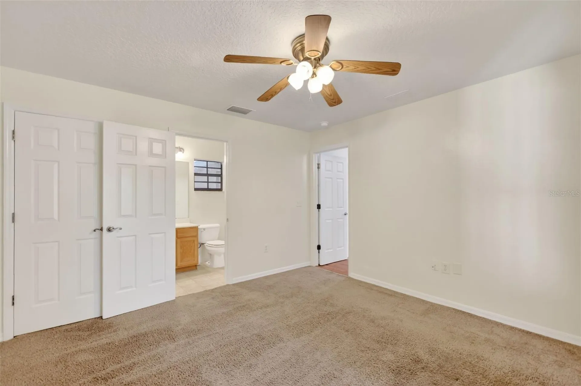 4943 Treasure Cay Road Tavares FL 32778