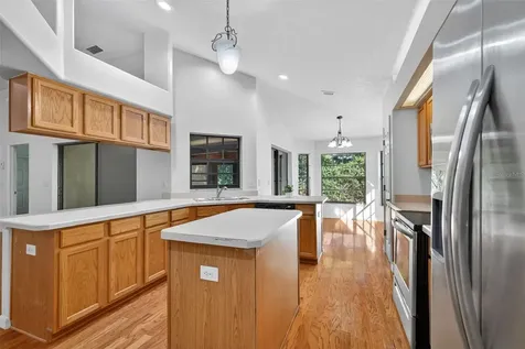 4943 Treasure Cay Road Tavares FL 32778