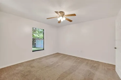 4943 Treasure Cay Road Tavares FL 32778