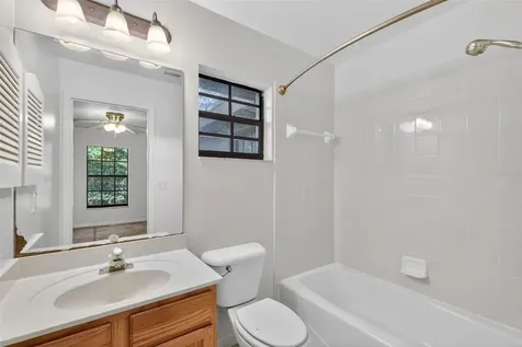4943 Treasure Cay Road Tavares FL 32778