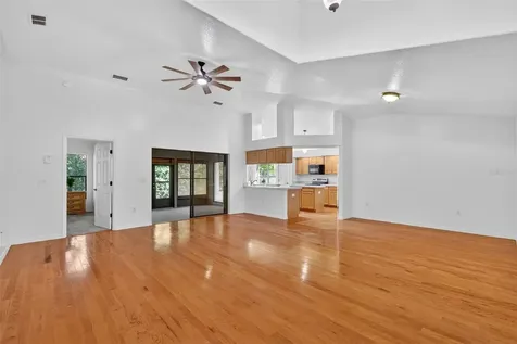4943 Treasure Cay Road Tavares FL 32778
