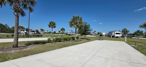 33 Tiki Turn Hyw 630 E Lake Wales FL 33898