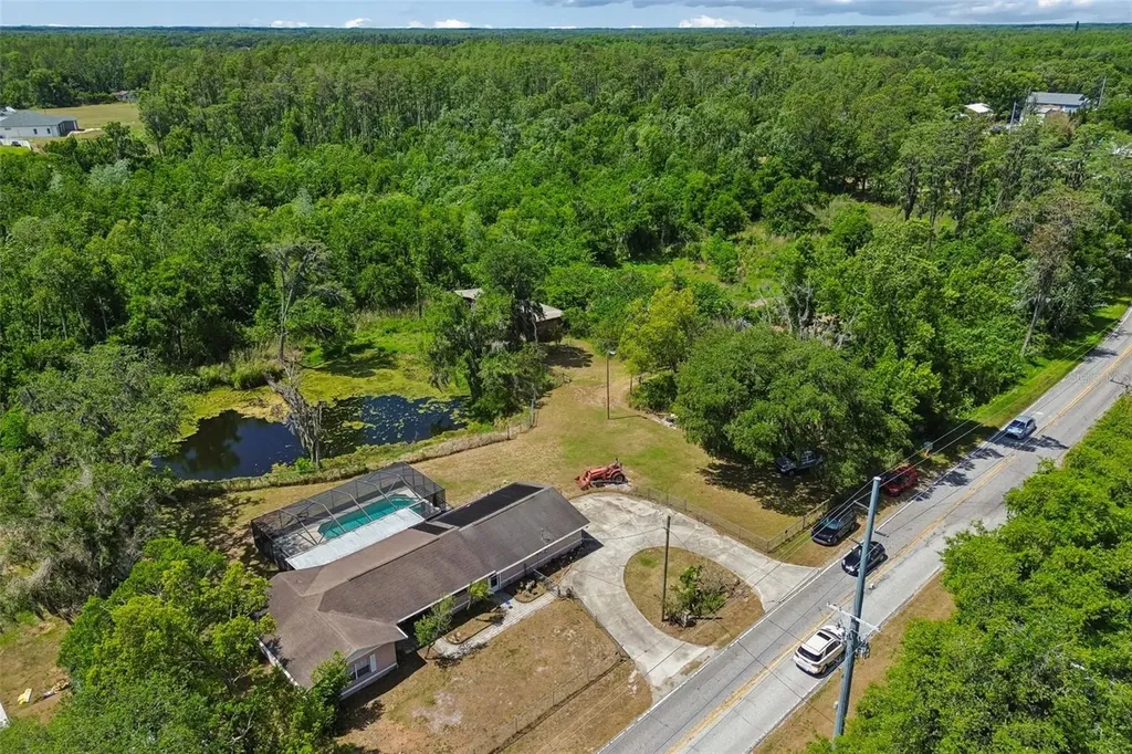 212 Crystal Lake Road Lutz FL 33548