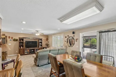 212 Crystal Lake Road Lutz FL 33548