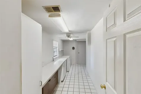 212 Crystal Lake Road Lutz FL 33548