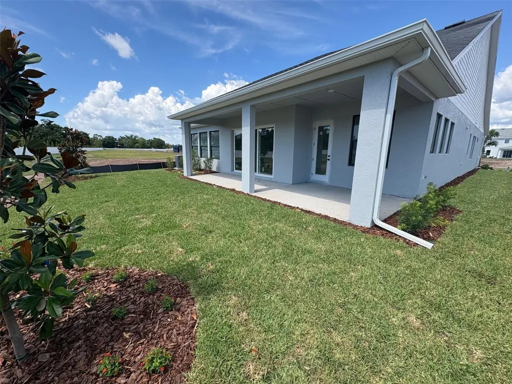 6823 Heron Meadow Drive Sarasota FL 34241