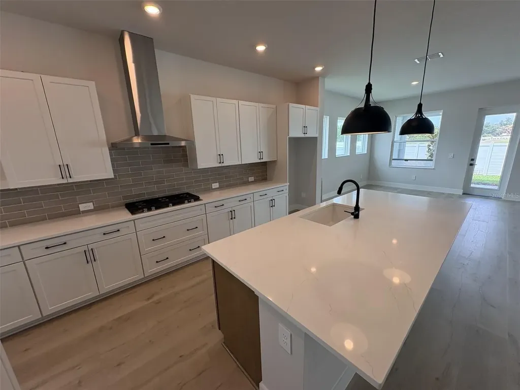 6823 Heron Meadow Drive Sarasota FL 34241