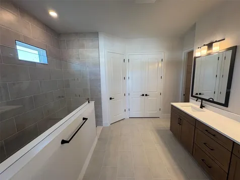 6823 Heron Meadow Drive Sarasota FL 34241