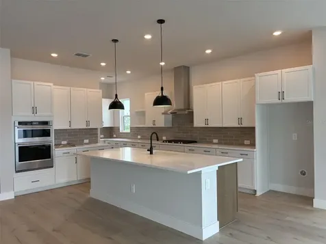 6823 Heron Meadow Drive Sarasota FL 34241