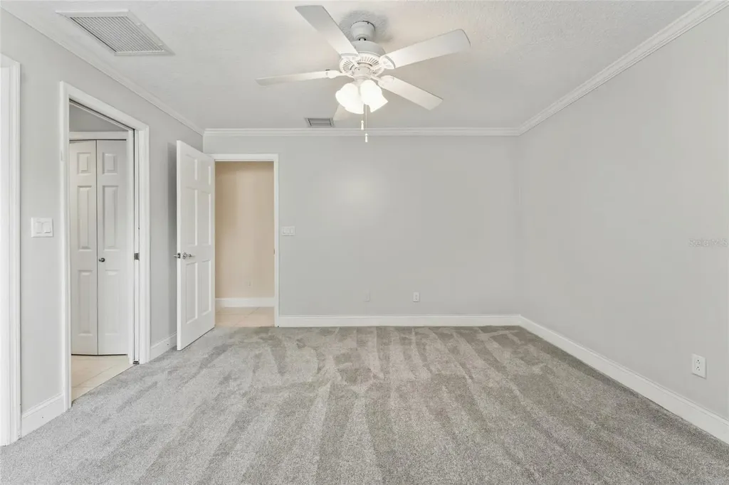 8701 Tantallon Circle Tampa FL 33647