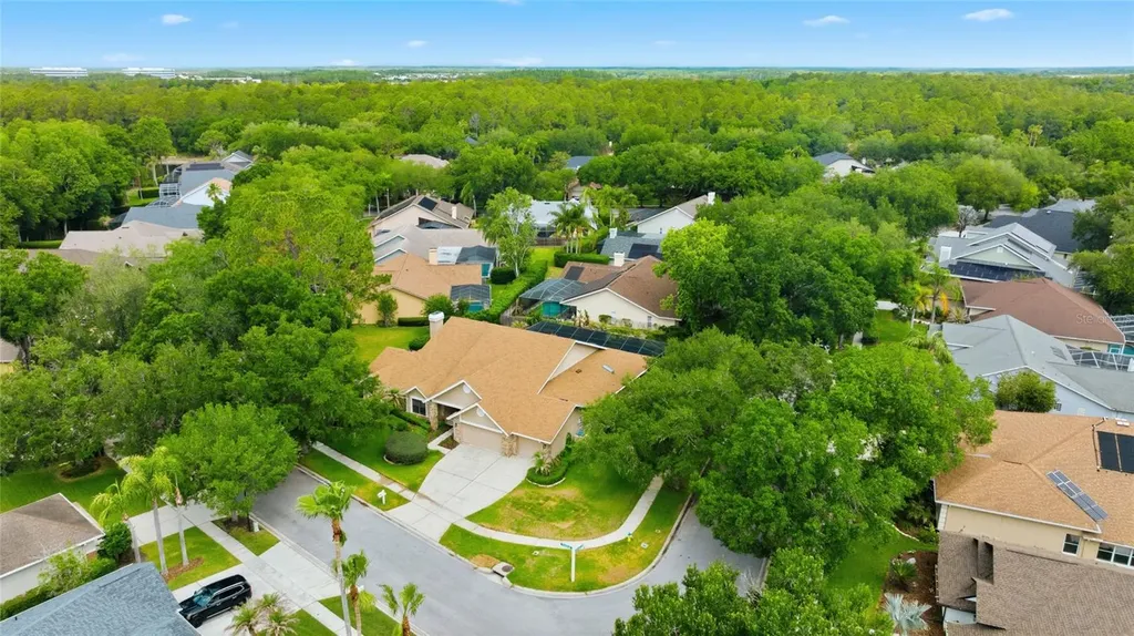 8701 Tantallon Circle Tampa FL 33647