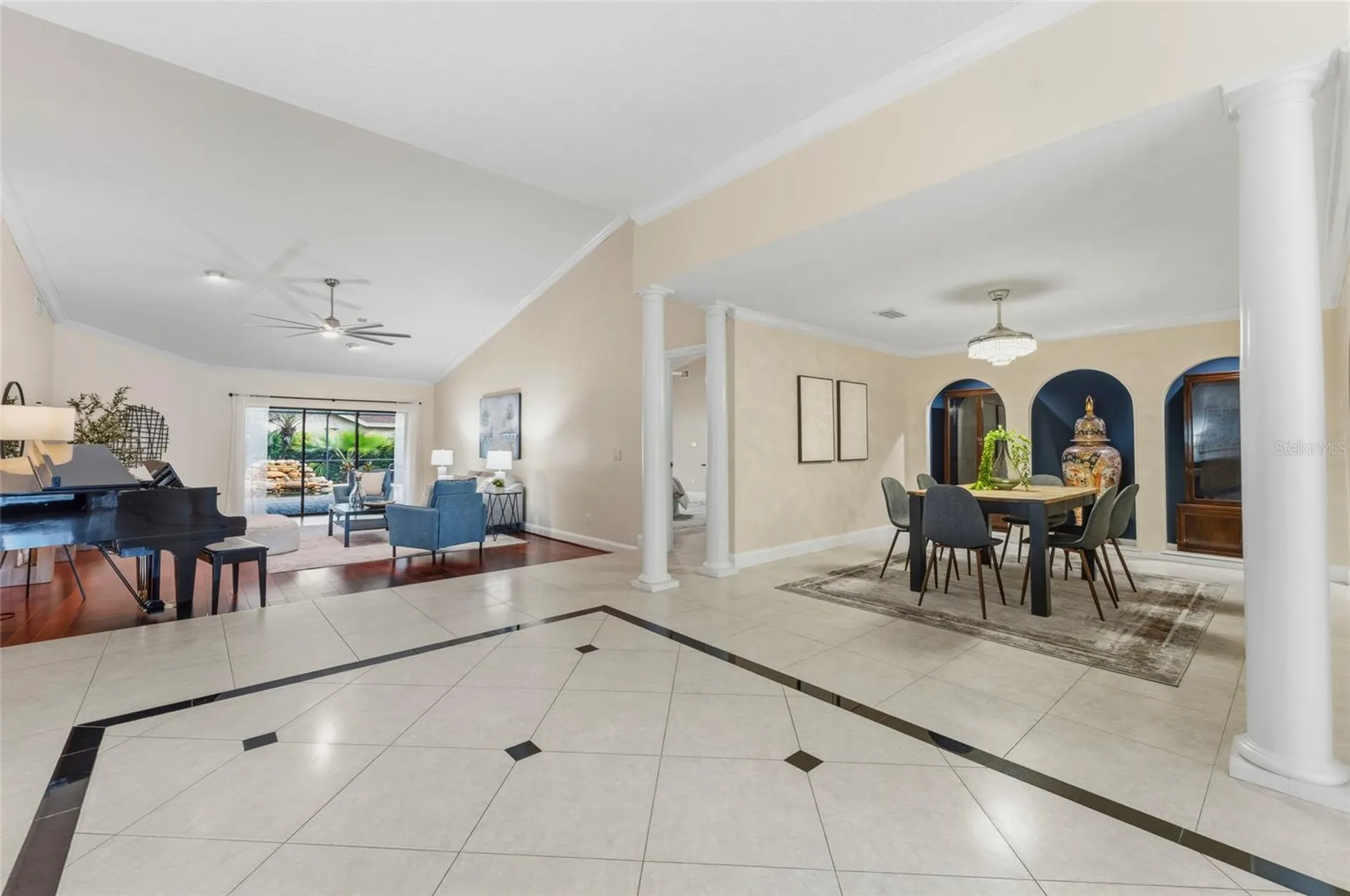 8701 Tantallon Circle Tampa FL 33647