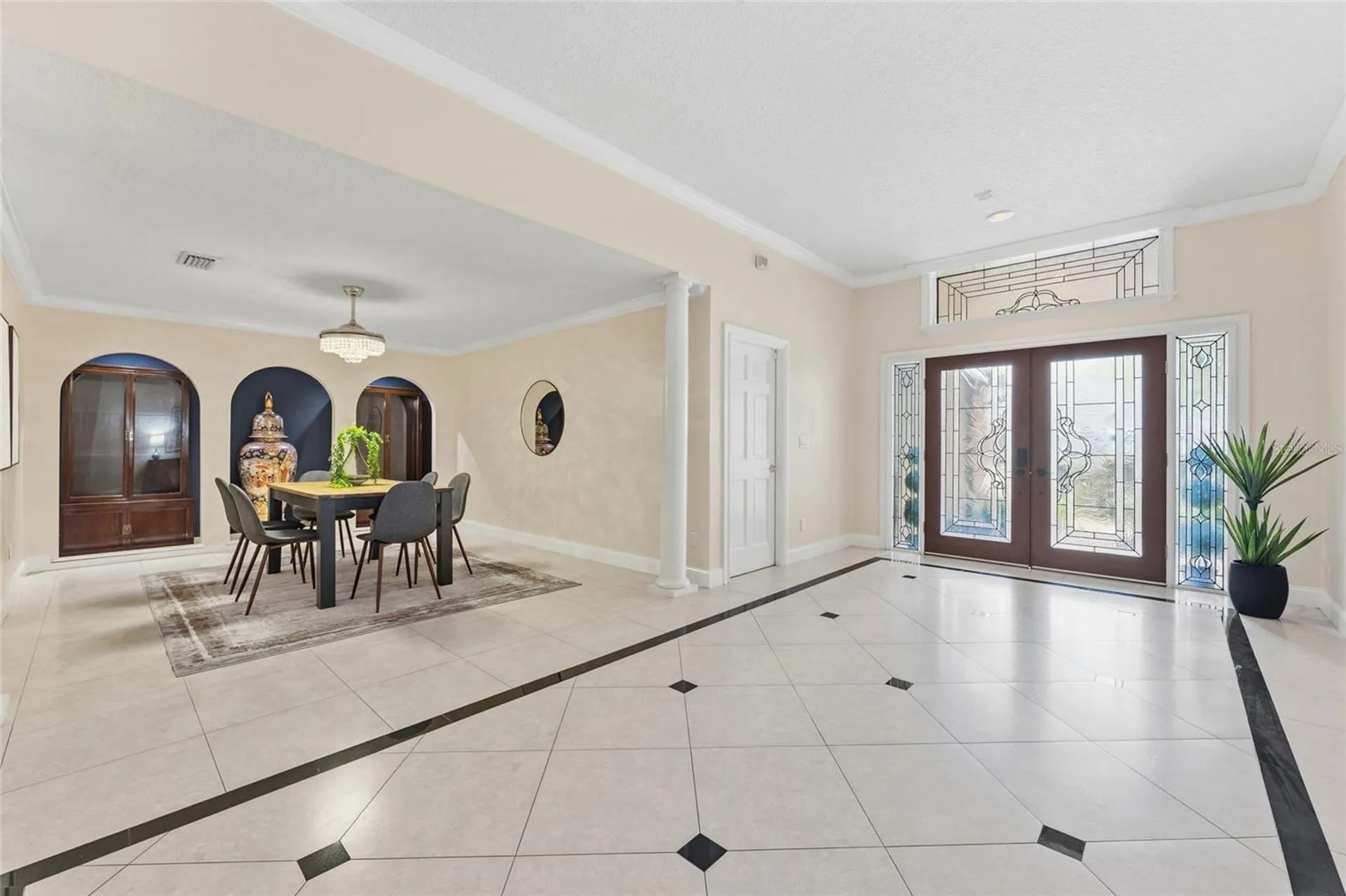 8701 Tantallon Circle Tampa FL 33647