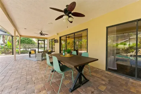 8701 Tantallon Circle Tampa FL 33647