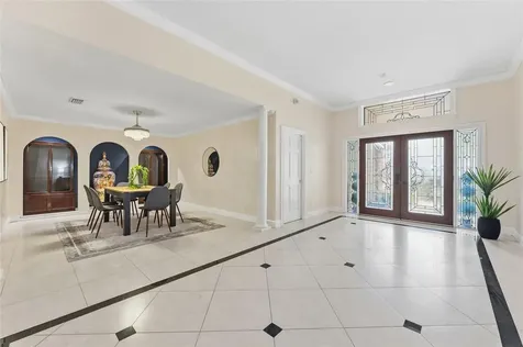 8701 Tantallon Circle Tampa FL 33647