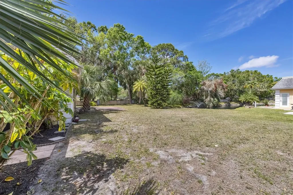 2403 Aspinwall Street Sarasota FL 34237