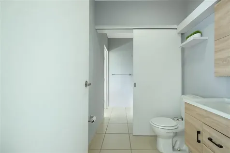 Condominio Ciudadela 1511 Ponce De Leon Santurce PR 00909