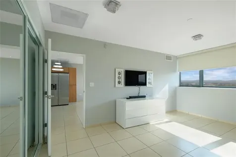 Condominio Ciudadela 1511 Ponce De Leon Santurce PR 00909