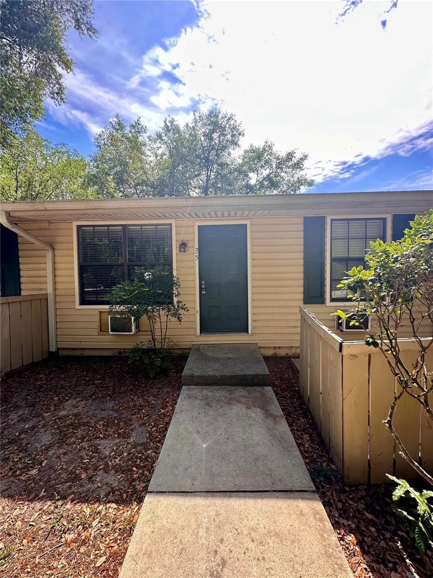 2490 SW 14th Drive Gainesville FL 32608
