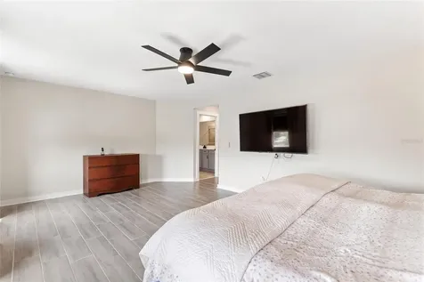 8995 Fluffy Lie Court Davenport FL 33896