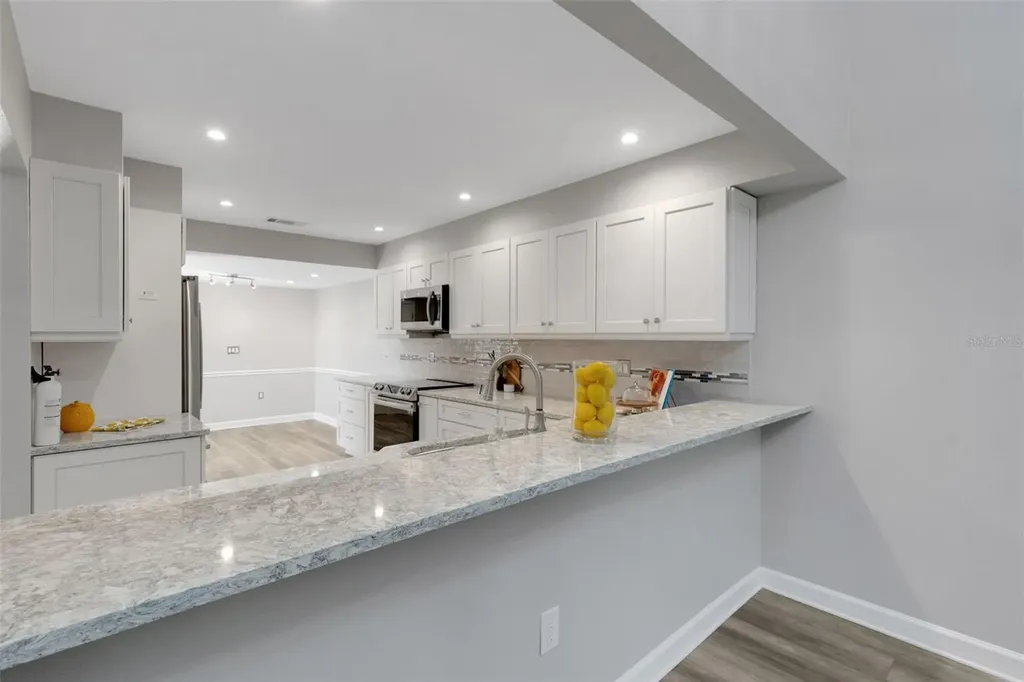 4418 La Jolla Drive Bradenton FL 34210