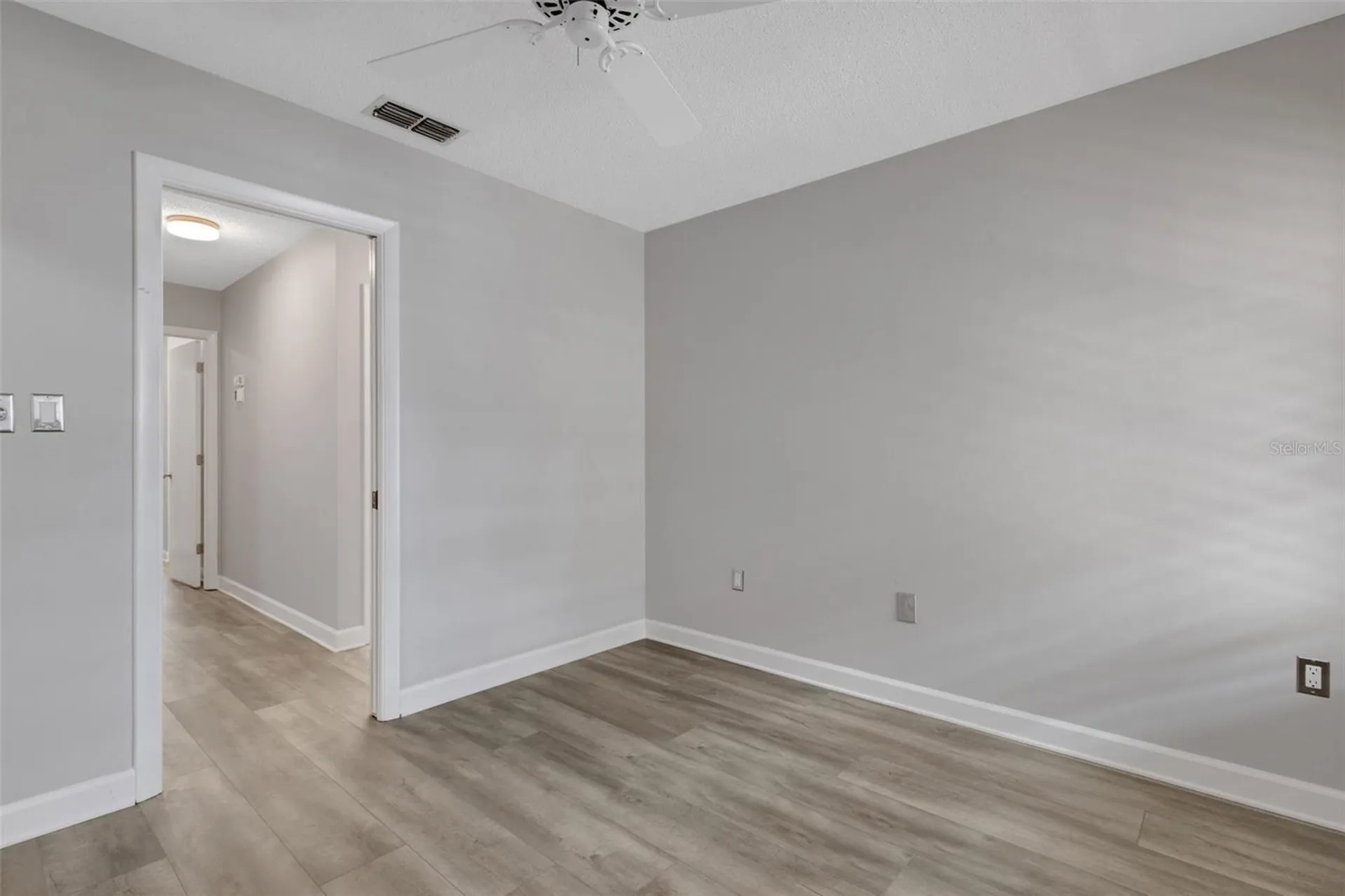 4418 La Jolla Drive Bradenton FL 34210