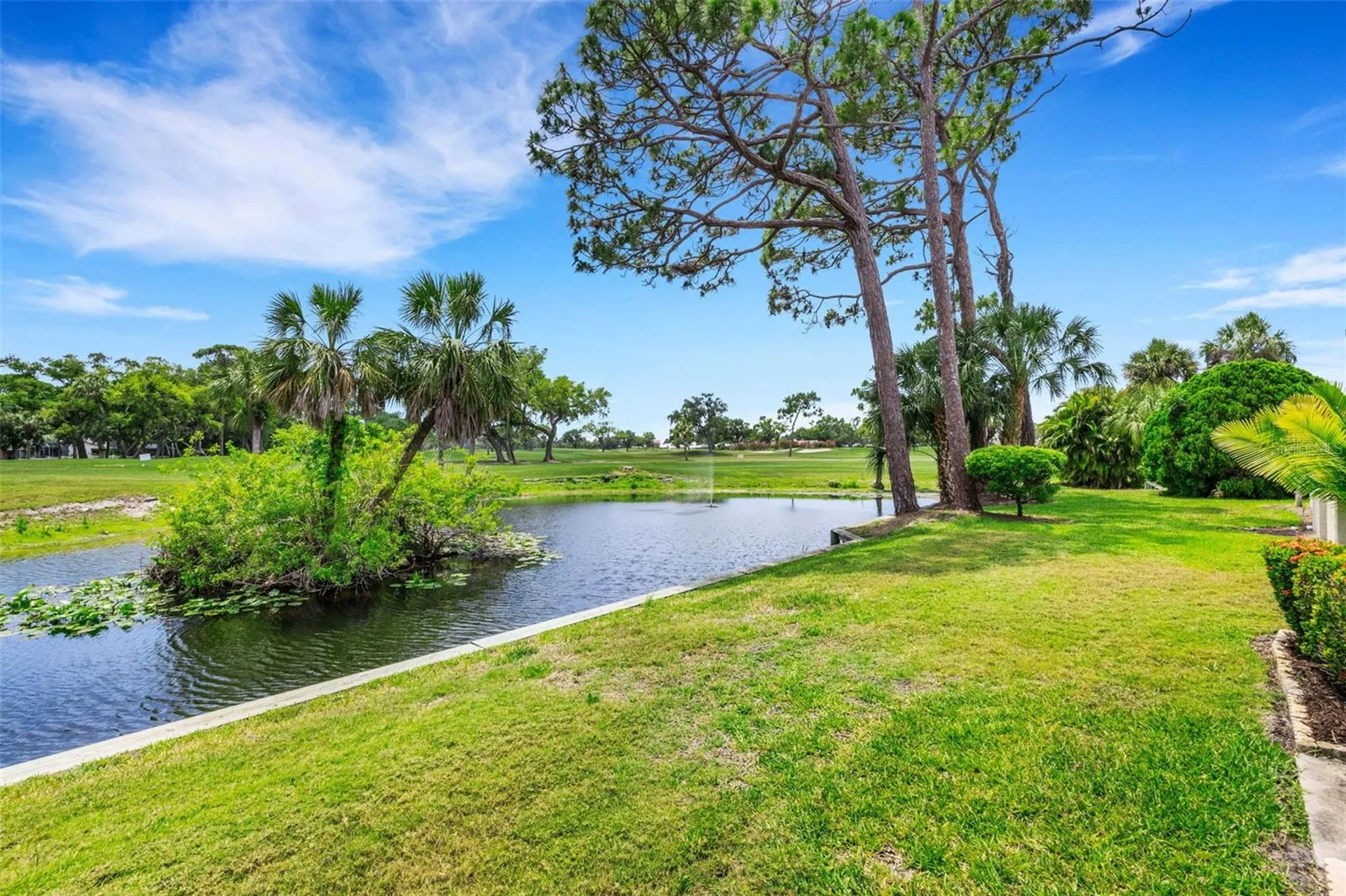 4418 La Jolla Drive Bradenton FL 34210