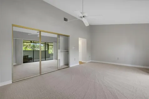 4418 La Jolla Drive Bradenton FL 34210