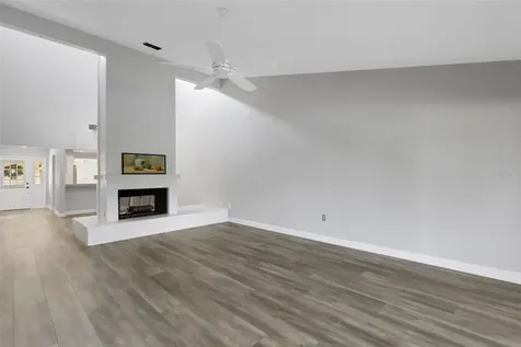 4418 La Jolla Drive Bradenton FL 34210