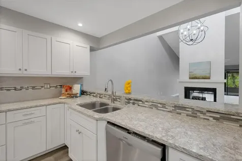 4418 La Jolla Drive Bradenton FL 34210