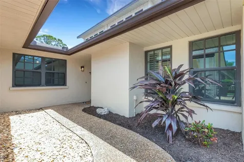 4418 La Jolla Drive Bradenton FL 34210