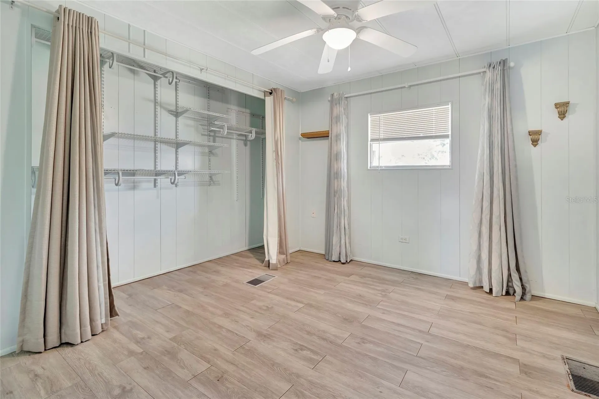 1123 Forest Lane Tavares FL 32778