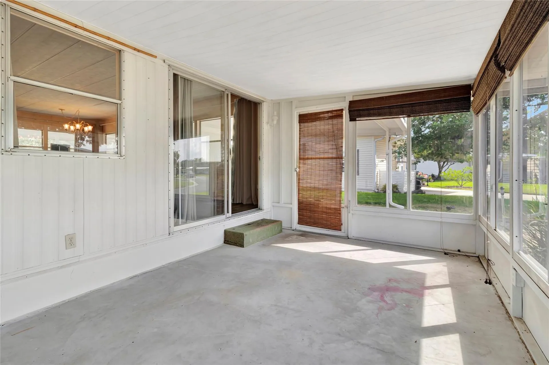 1123 Forest Lane Tavares FL 32778
