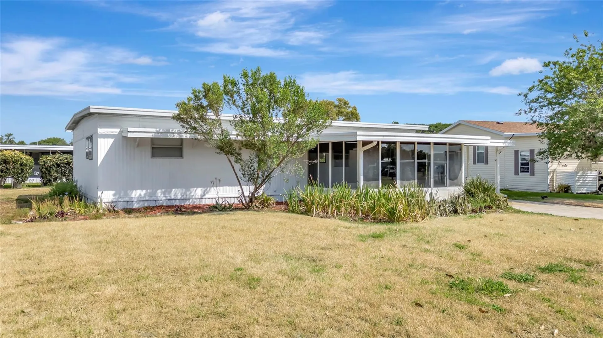 1123 Forest Lane Tavares FL 32778