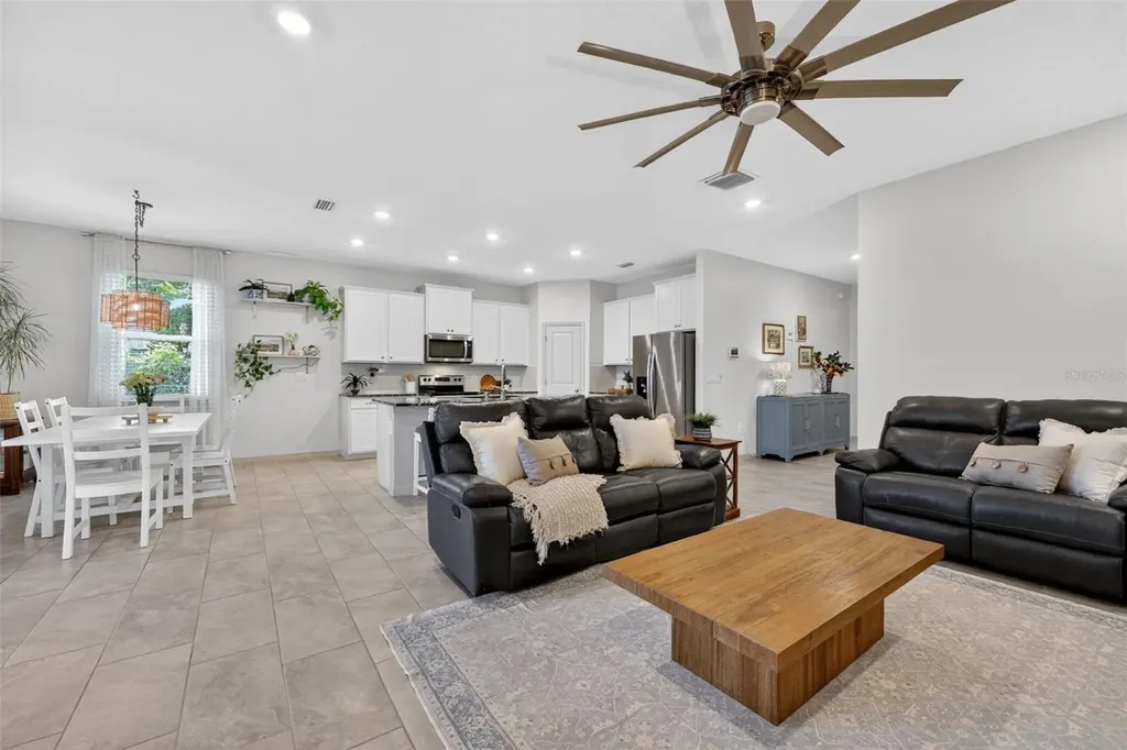 5667 Woodland Sage Drive Sarasota FL 34238
