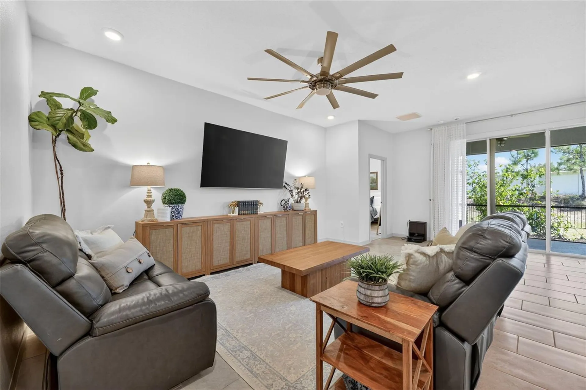 5667 Woodland Sage Drive Sarasota FL 34238