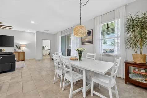 5667 Woodland Sage Drive Sarasota FL 34238