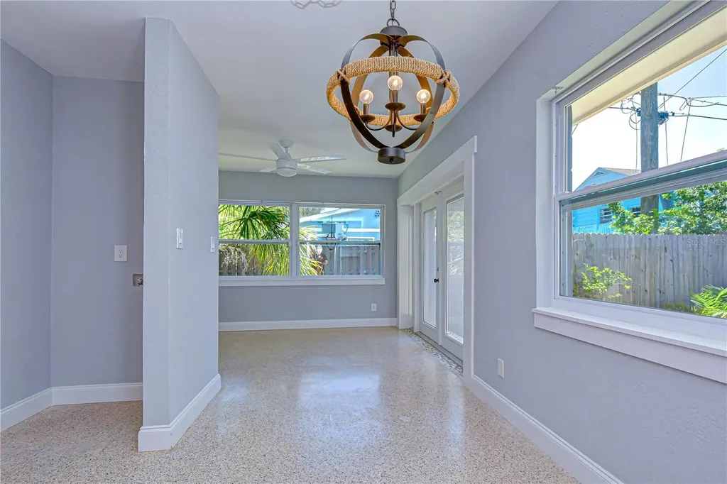 5614 30th Avenue S Gulfport FL 33707