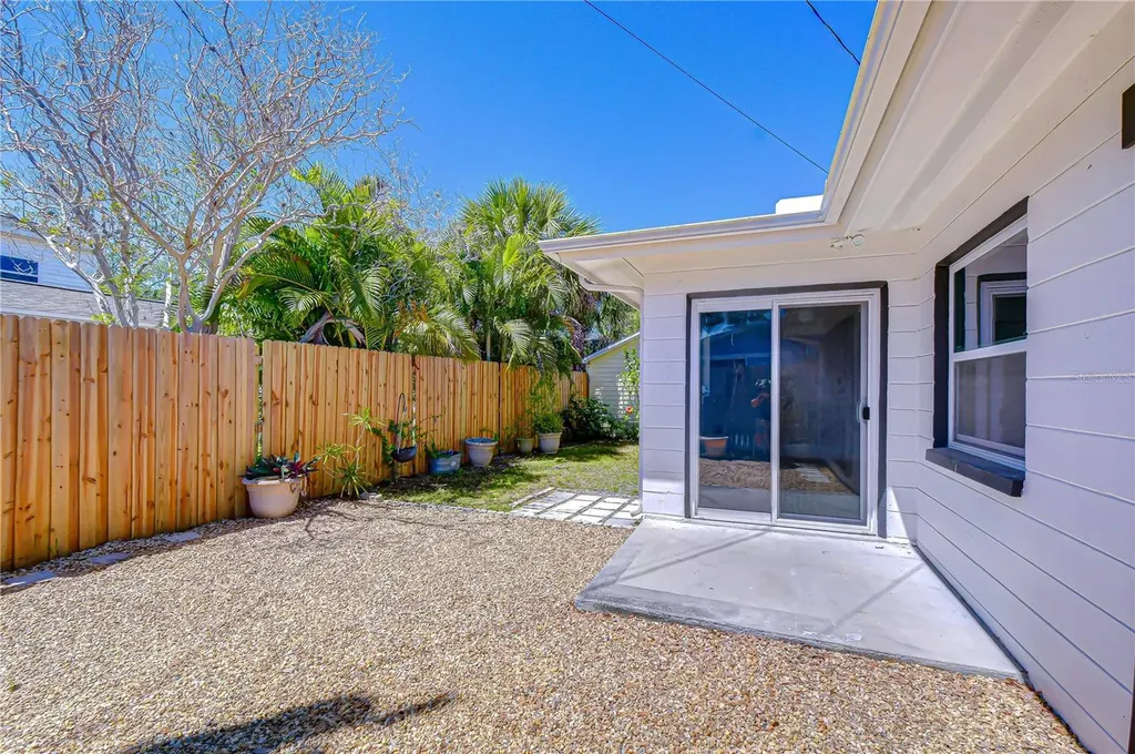 5614 30th Avenue S Gulfport FL 33707
