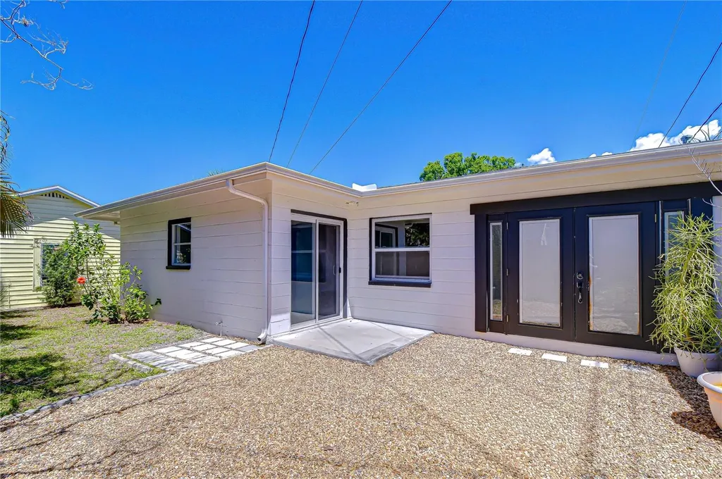 5614 30th Avenue S Gulfport FL 33707