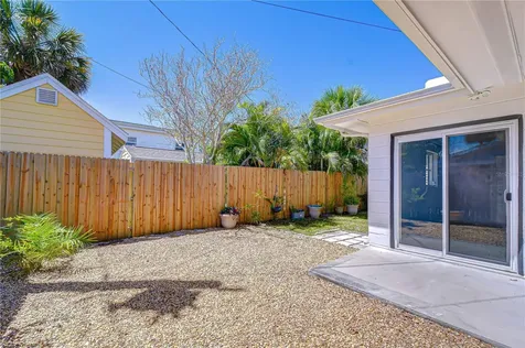 5614 30th Avenue S Gulfport FL 33707