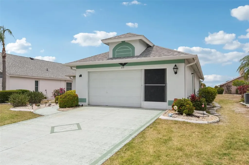214 Linger Lane Sun City Center FL 33573