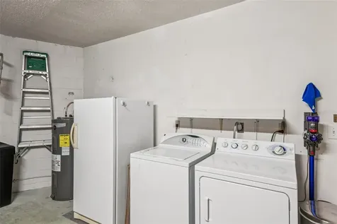 214 Linger Lane Sun City Center FL 33573