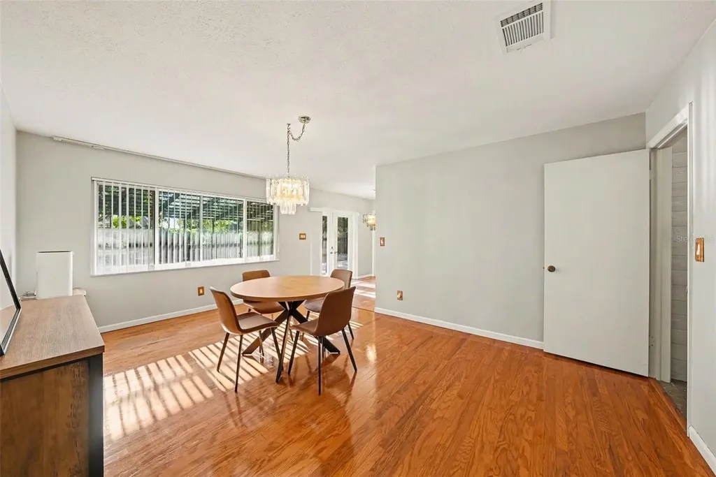 13503 Greenleaf Drive Tampa FL 33613