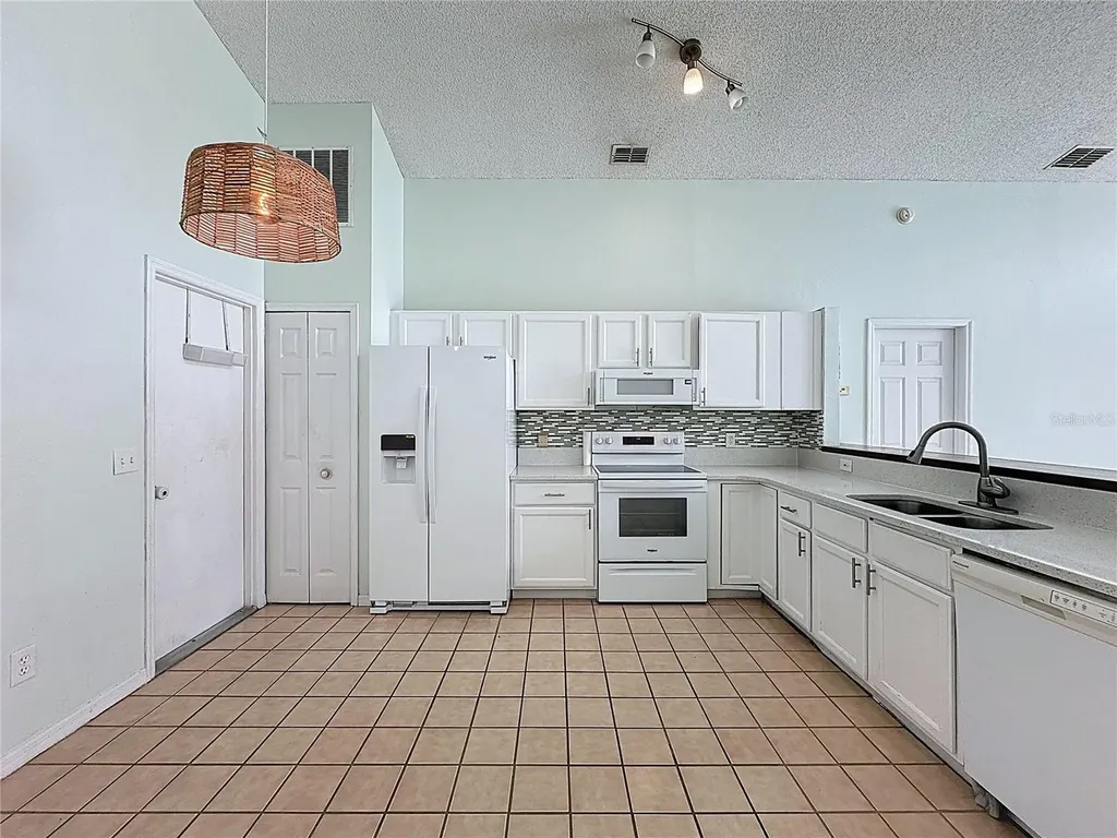 231 Sunrise Road Davenport FL 33837