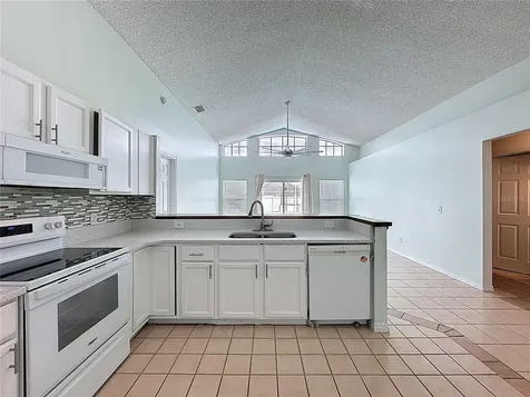 231 Sunrise Road Davenport FL 33837