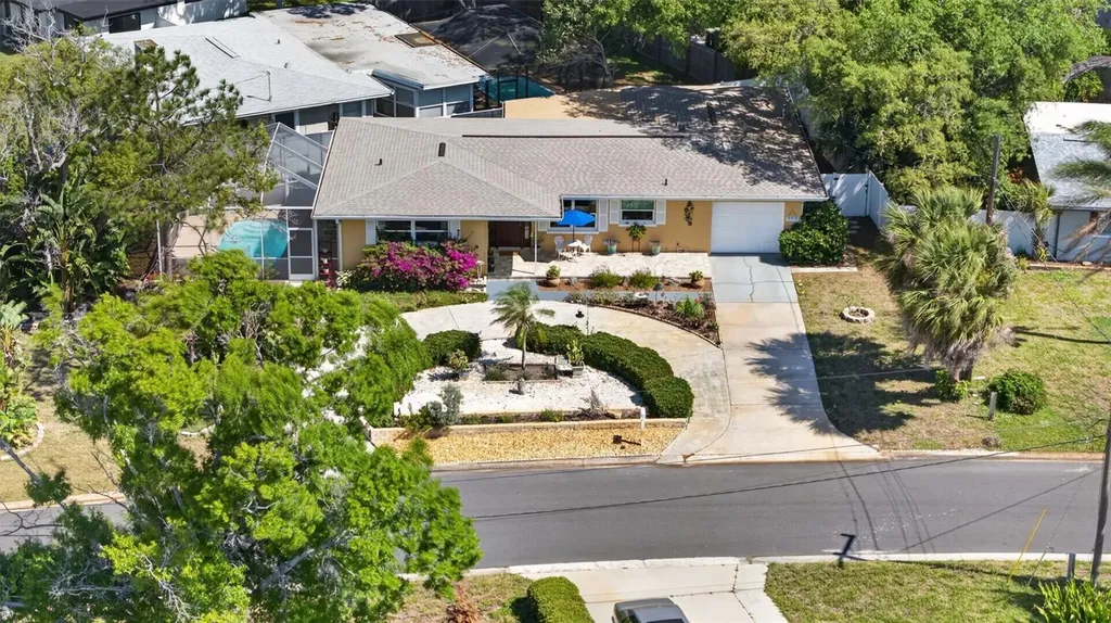 209 Westwinds Drive Palm Harbor FL 34683
