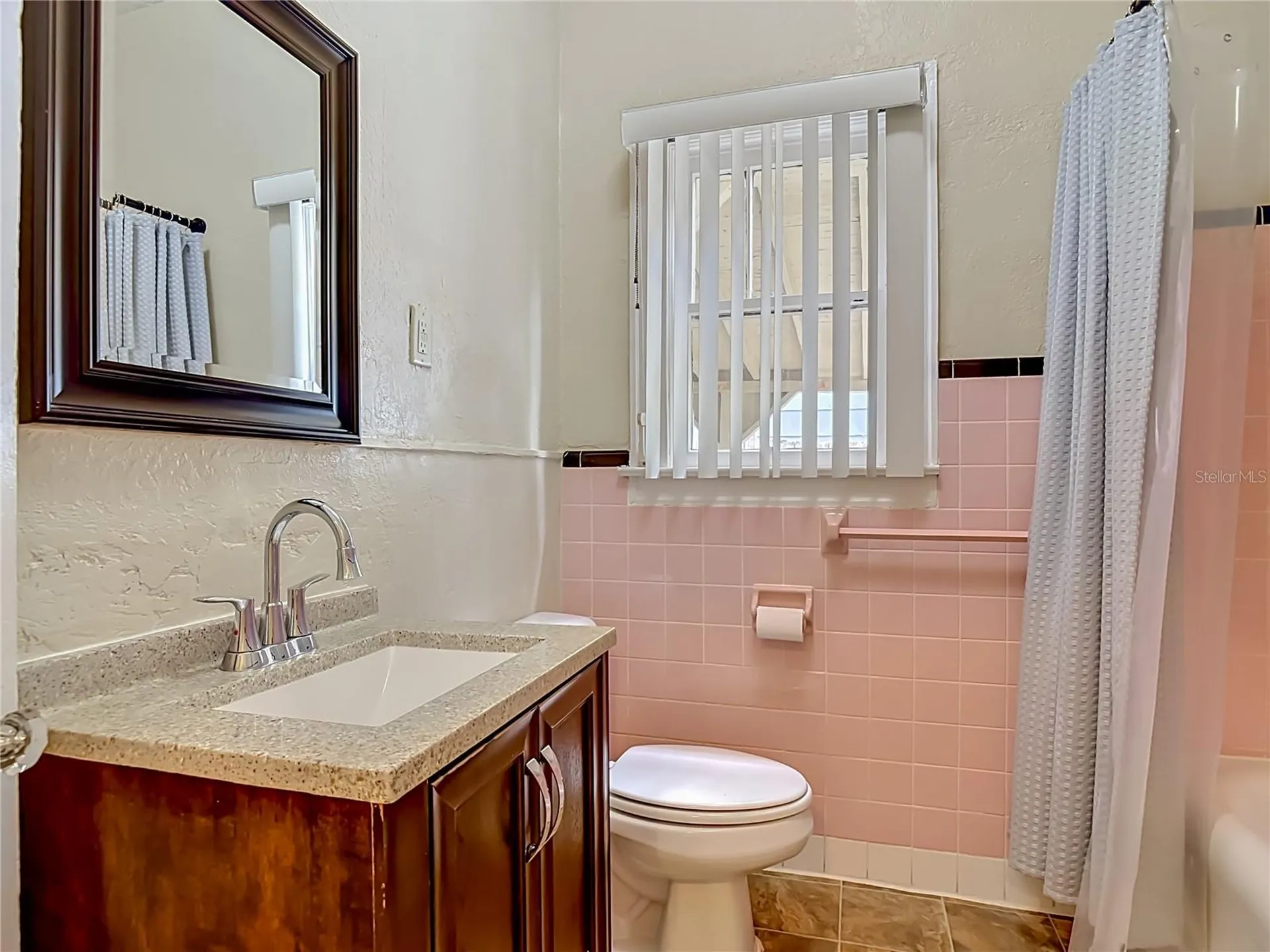 224 S Salisbury Avenue Deland FL 32720